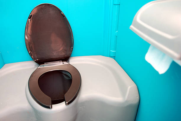 Best Portable restroom trailer rental  in Weeping Water, NE